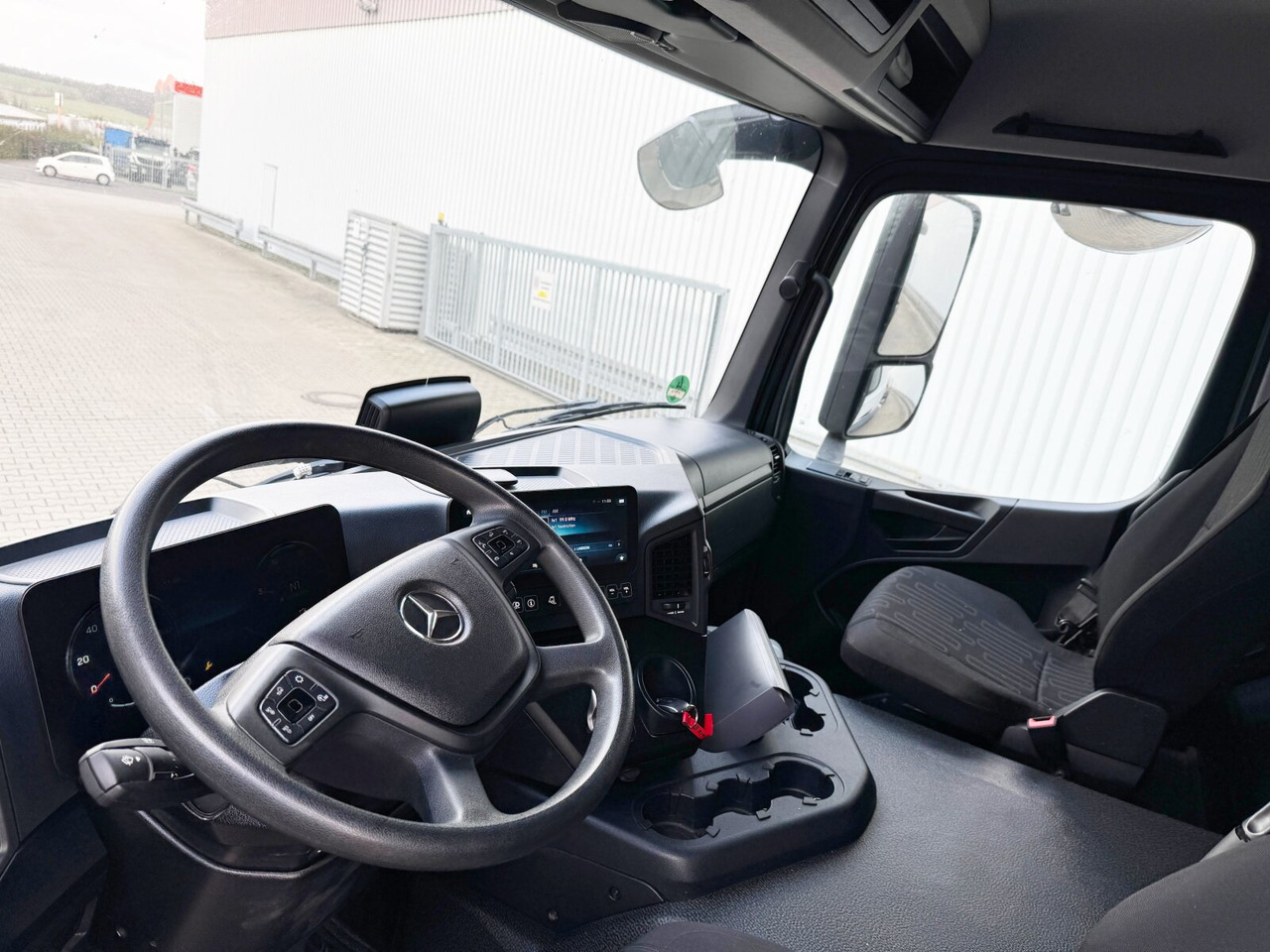 Mercedes-Benz Arocs 1840 L 4x2 Arocs 1840 L 4x2, MultimediaCockpit, Navi - شاحنة بهيكل معدني للمقصورة: صورة 2 Mercedes-Benz Arocs 1840 L 4x2 Arocs 1840 L 4x2, MultimediaCockpit, Navi - شاحنة بهيكل معدني للمقصورة: صورة 2