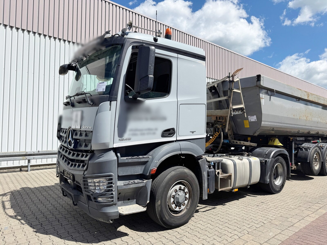 Mercedes-Benz Arocs 1845 LS 4x4 HAD Arocs 1845 LS 4x4 HAD, Retarder, Navi, HydroDrive, Kipphydraulik - مقطورة السحب: صورة 1 Mercedes-Benz Arocs 1845 LS 4x4 HAD Arocs 1845 LS 4x4 HAD, Retarder, Navi, HydroDrive, Kipphydraulik - مقطورة السحب: صورة 1