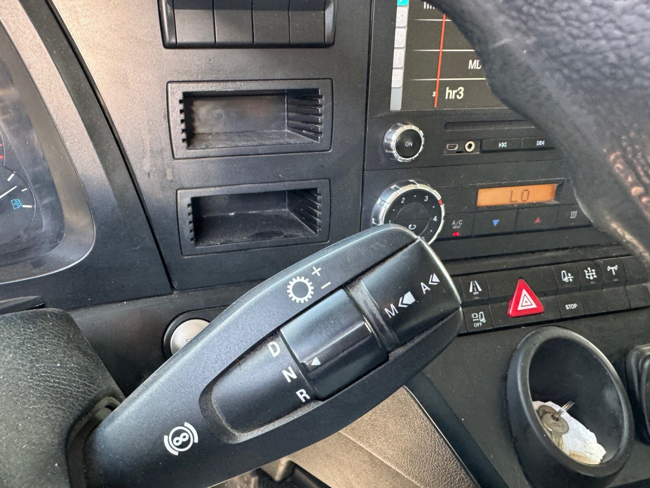 Mercedes-Benz Arocs 1845 LS 4x4 HAD Arocs 1845 LS 4x4 HAD, Retarder, Navi, HydroDrive, Kipphydraulik - مقطورة السحب: صورة 4 Mercedes-Benz Arocs 1845 LS 4x4 HAD Arocs 1845 LS 4x4 HAD, Retarder, Navi, HydroDrive, Kipphydraulik - مقطورة السحب: صورة 4