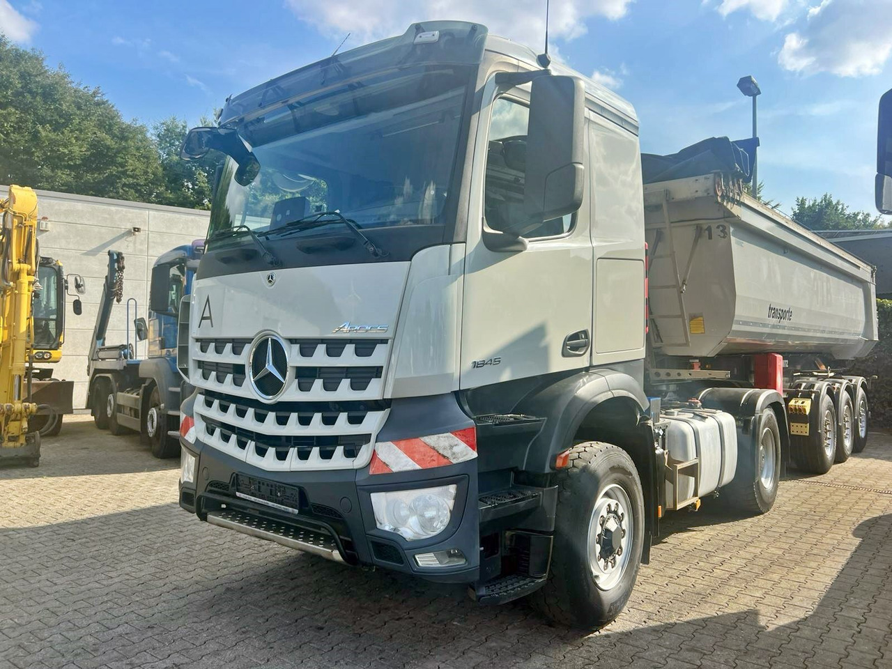 Mercedes-Benz Arocs 1845 LS 4x4 HAD Arocs 1845 LS 4x4 HAD - رأس تريلا: صورة 1 Mercedes-Benz Arocs 1845 LS 4x4 HAD Arocs 1845 LS 4x4 HAD - رأس تريلا: صورة 1
