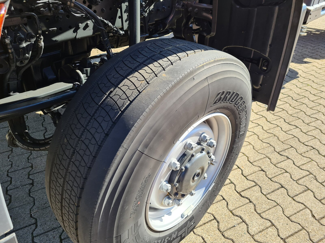 Mercedes-Benz Arocs 2033 A 4x4 Arocs 2033 A 4x4, Grounder, Motorabtrieb - شاحنة بهيكل معدني للمقصورة: صورة 4 Mercedes-Benz Arocs 2033 A 4x4 Arocs 2033 A 4x4, Grounder, Motorabtrieb - شاحنة بهيكل معدني للمقصورة: صورة 4