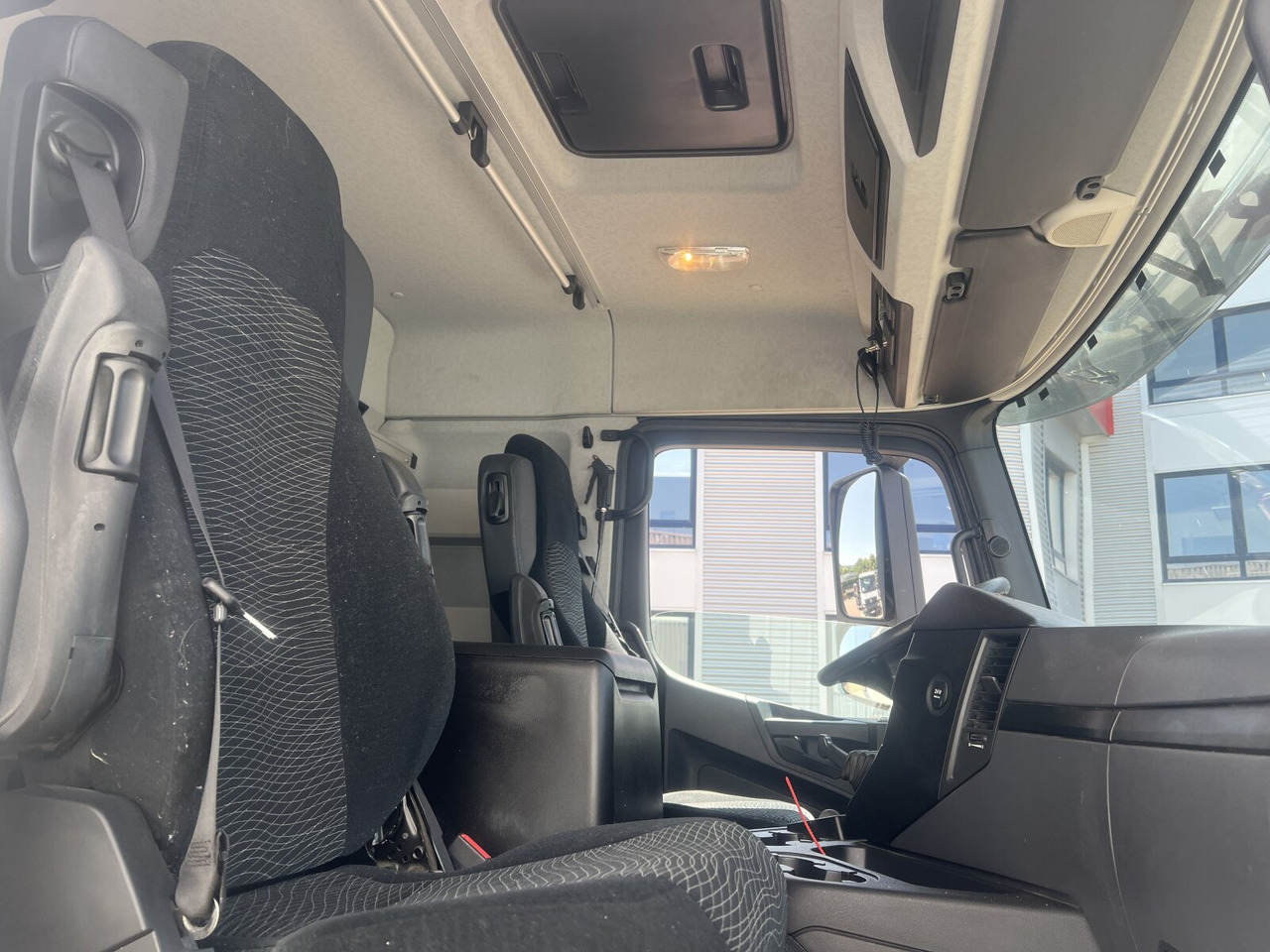 Mercedes-Benz Arocs 2643 K 6x4 Arocs 2643 K 6x4, Meiller Kipper - شاحنة قلاب: صورة 4 Mercedes-Benz Arocs 2643 K 6x4 Arocs 2643 K 6x4, Meiller Kipper - شاحنة قلاب: صورة 4