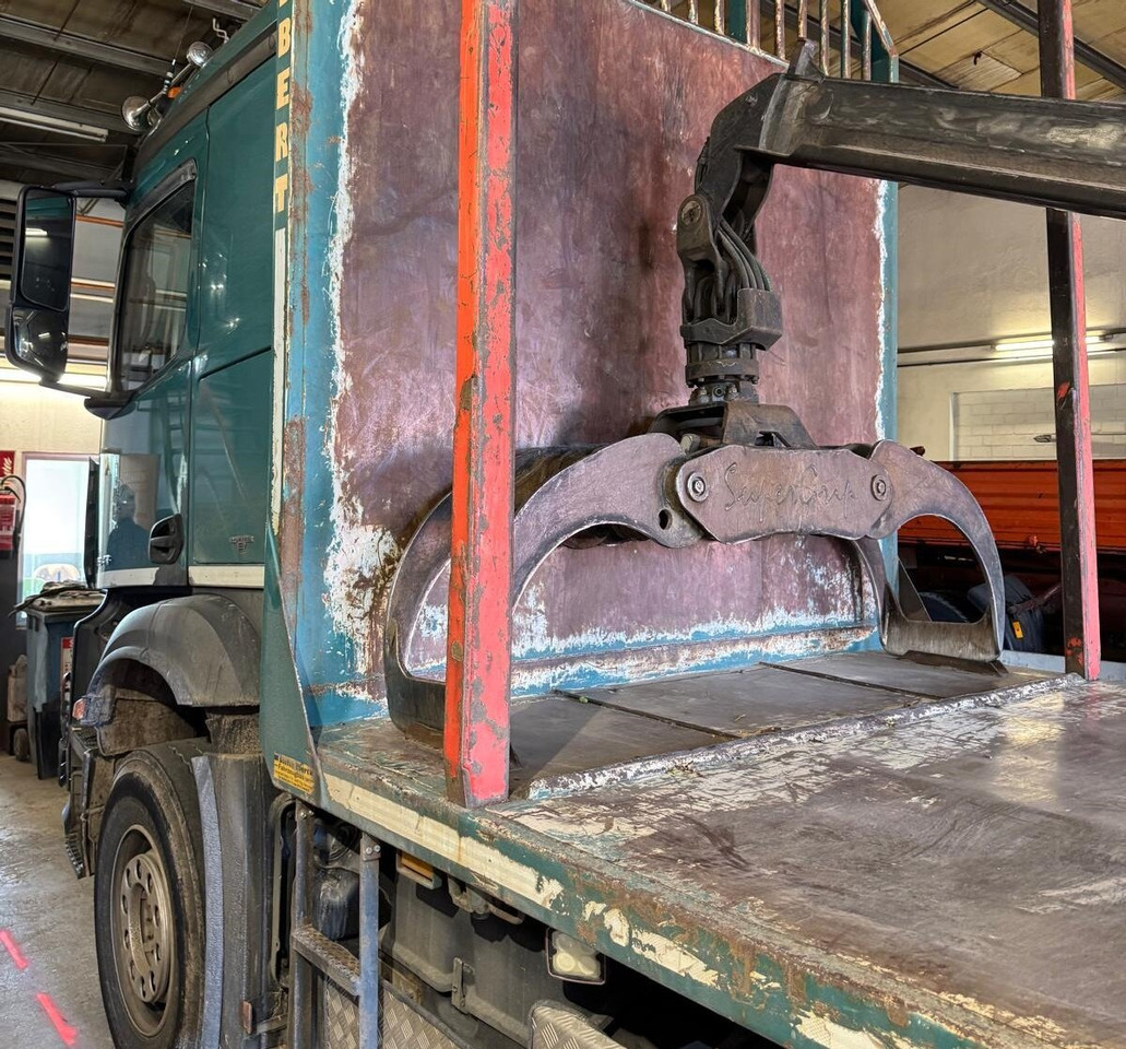Mercedes-Benz Arocs 2648 6x4 Arocs 2648 6x4 mit Heckkran Epsilon M12Z83, Krankabine - شاحنة قطع الأشجار, شاحنة كرين: صورة 2 Mercedes-Benz Arocs 2648 6x4 Arocs 2648 6x4 mit Heckkran Epsilon M12Z83, Krankabine - شاحنة قطع الأشجار, شاحنة كرين: صورة 2