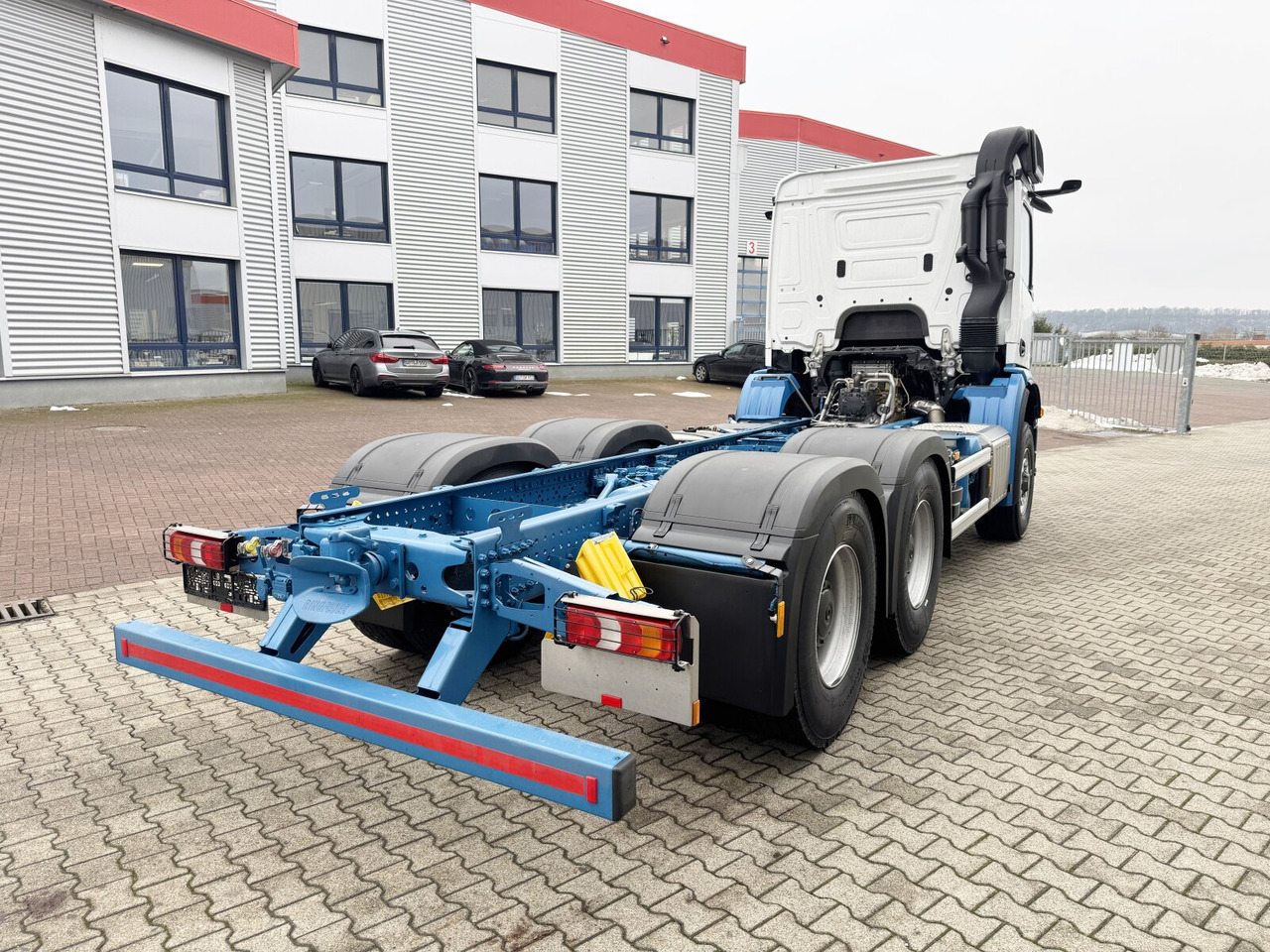 شاحنة بهيكل معدني للمقصورة للبيع Mercedes-Benz Arocs 2651 L 6x6 Arocs 2651 L 6x6, HydroDrive, MirrorCam, Massage-Sitz, Motorabtrieb: صورة 9 شاحنة بهيكل معدني للمقصورة للبيع Mercedes-Benz Arocs 2651 L 6x6 Arocs 2651 L 6x6, HydroDrive, MirrorCam, Massage-Sitz, Motorabtrieb: صورة 9