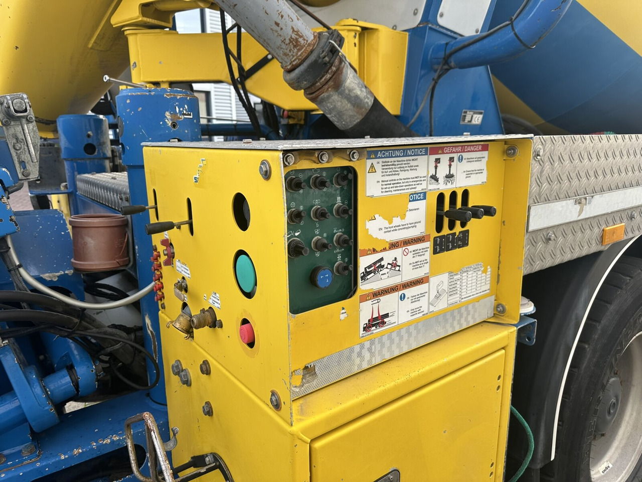 Mercedes-Benz Arocs 3246 B 8x4 Stetter Mischer 7m³, Pumpe 25m Arocs 3246 B 8x4 Stetter Mischer 7m³, Pumpe 25m - مضخة خرسانة: صورة 3 Mercedes-Benz Arocs 3246 B 8x4 Stetter Mischer 7m³, Pumpe 25m Arocs 3246 B 8x4 Stetter Mischer 7m³, Pumpe 25m - مضخة خرسانة: صورة 3