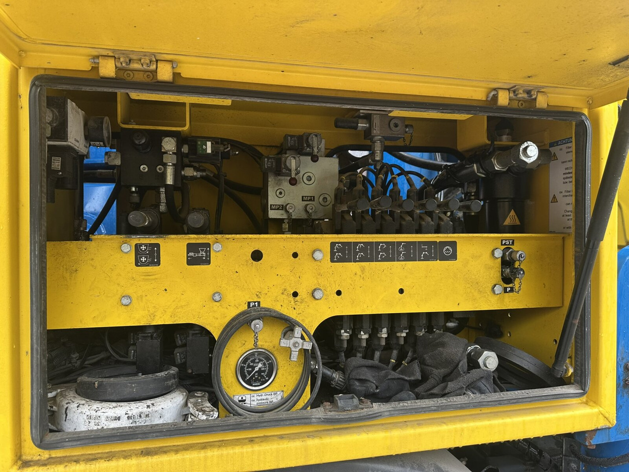 Mercedes-Benz Arocs 3246 B 8x4 Stetter Mischer 7m³, Pumpe 25m Arocs 3246 B 8x4 Stetter Mischer 7m³, Pumpe 25m - شاحنة خلاطة خرسانة: صورة 5 Mercedes-Benz Arocs 3246 B 8x4 Stetter Mischer 7m³, Pumpe 25m Arocs 3246 B 8x4 Stetter Mischer 7m³, Pumpe 25m - شاحنة خلاطة خرسانة: صورة 5