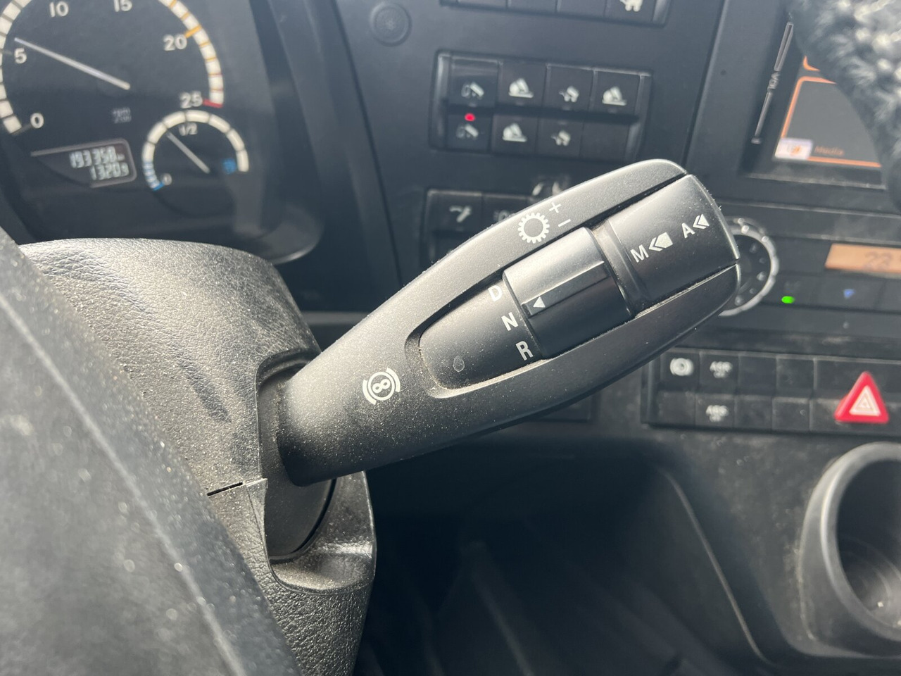 Mercedes-Benz Arocs 3253 K 8x4/4 Arocs 3253 K 8x4/4, Retarder, Motorabtrieb - شاحنة برافعة خطافية: صورة 2 Mercedes-Benz Arocs 3253 K 8x4/4 Arocs 3253 K 8x4/4, Retarder, Motorabtrieb - شاحنة برافعة خطافية: صورة 2