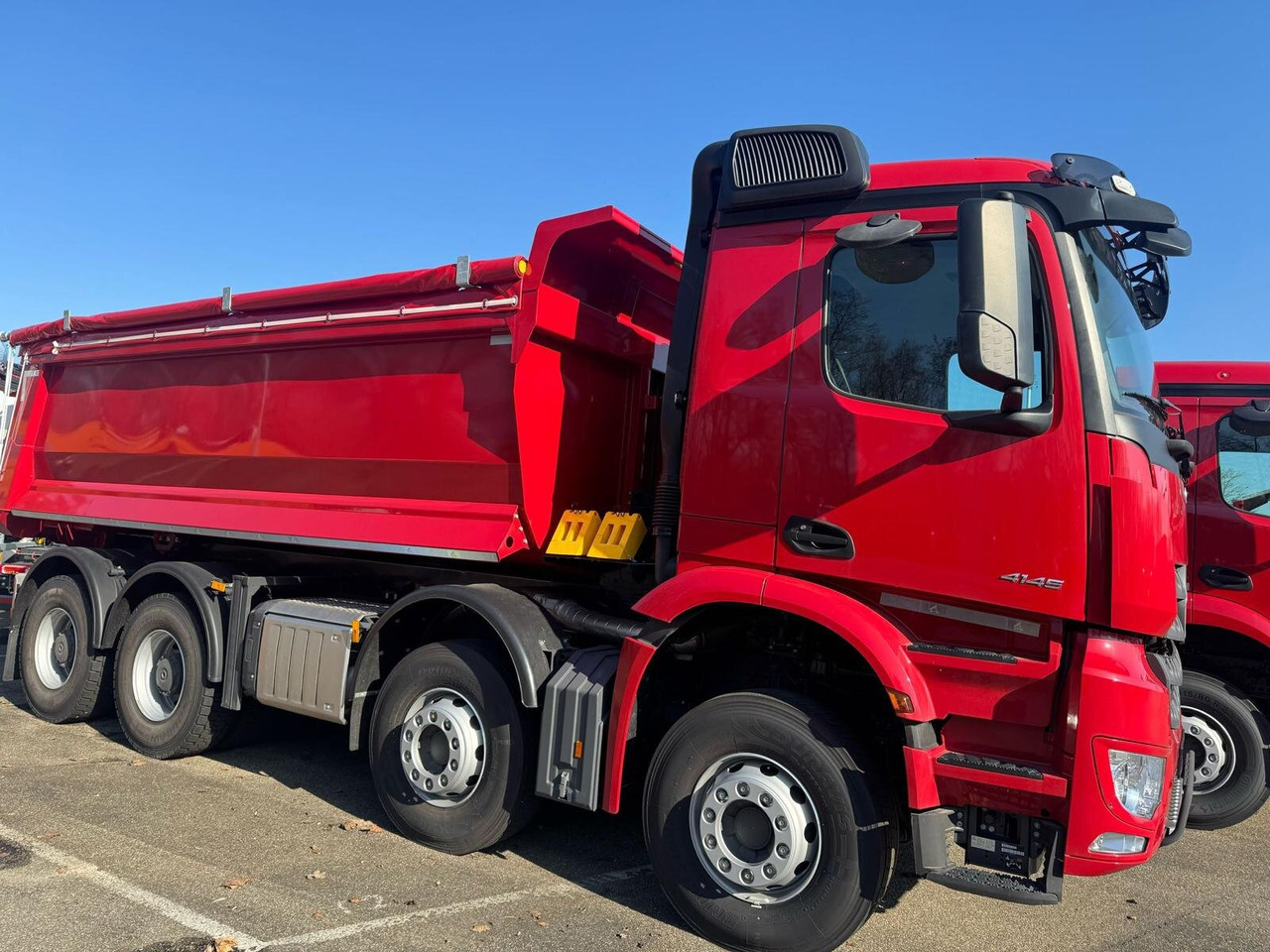 Mercedes-Benz Arocs 4145 K 8x4/4 Arocs 4145 K 8x4/4, Grounder, MultimediaCockpit, Navi, Stahlmulde ca. 16m³ - شاحنة قلاب التعدين: صورة 3 Mercedes-Benz Arocs 4145 K 8x4/4 Arocs 4145 K 8x4/4, Grounder, MultimediaCockpit, Navi, Stahlmulde ca. 16m³ - شاحنة قلاب التعدين: صورة 3