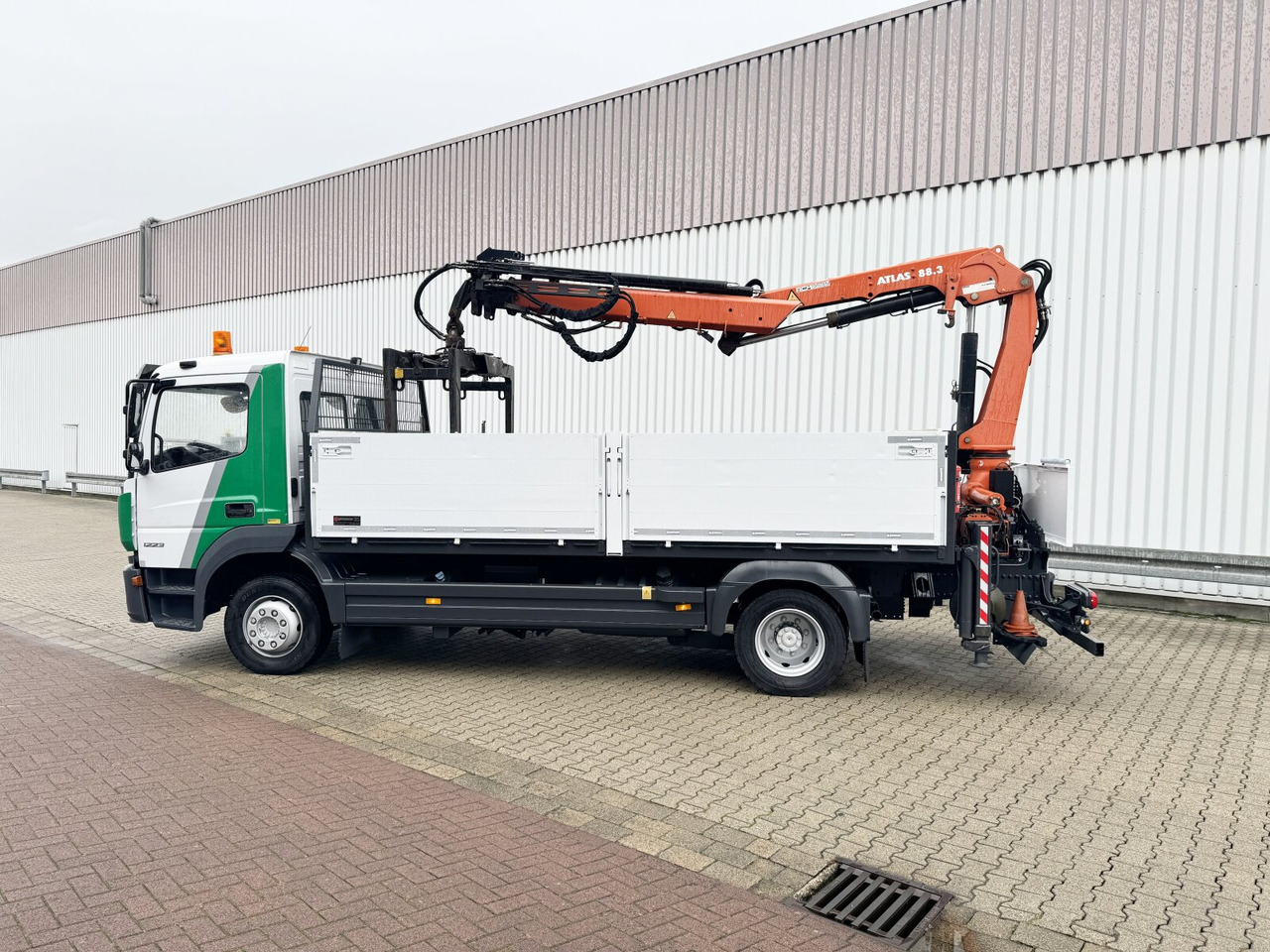 شاحنة كرين, شاحنات مسطحة Mercedes-Benz Atego 1223 L 4x2 Atego 1223 L 4x2 mit Heckkran Atlas 88.3-A2L, Funk: صورة 15 شاحنة كرين, شاحنات مسطحة Mercedes-Benz Atego 1223 L 4x2 Atego 1223 L 4x2 mit Heckkran Atlas 88.3-A2L, Funk: صورة 15