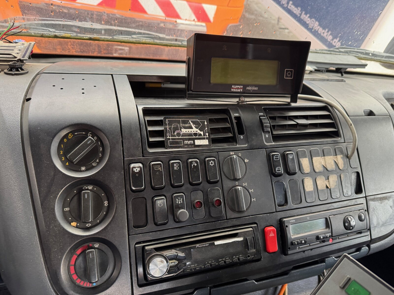 شاحنة لودر انزلاقي Mercedes-Benz Atego 1828 4x4 Atego 1828 4x4, Tele-Absetzer, Winterdienstausstattung: صورة 11