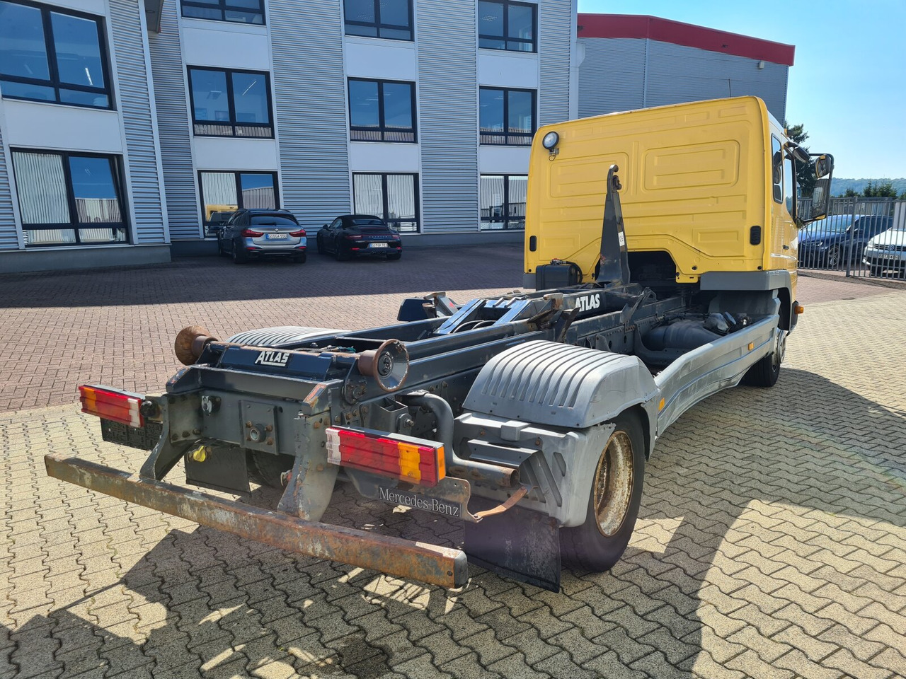 شاحنة برافعة خطافية Mercedes-Benz Atego 815 K 4x2 Atego 815 K 4x2: صورة 10 شاحنة برافعة خطافية Mercedes-Benz Atego 815 K 4x2 Atego 815 K 4x2: صورة 10