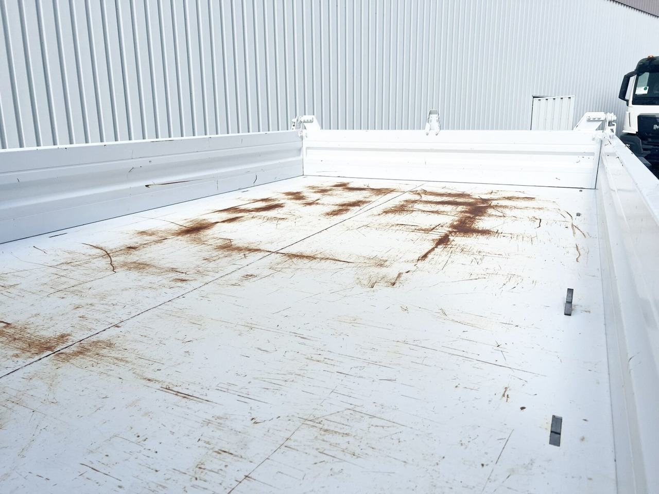 Mercedes-Benz Atego 818/23 K 4x2 Atego 818/23 4x2, 2x AHK, Meiller-Kipper, mehrfach Vorhanden! - شاحنة بهيكل معدني للمقصورة: صورة 2 Mercedes-Benz Atego 818/23 K 4x2 Atego 818/23 4x2, 2x AHK, Meiller-Kipper, mehrfach Vorhanden! - شاحنة بهيكل معدني للمقصورة: صورة 2