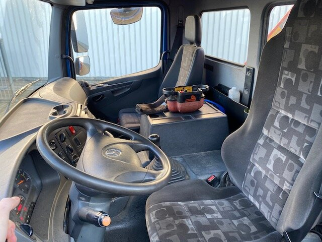 Mercedes-Benz Axor 1828 L 4x2 Axor 1828 L 4x2 mit Kran Palfinger PK 9501, Funk - شاحنة كرين, شاحنات مسطحة: صورة 5 Mercedes-Benz Axor 1828 L 4x2 Axor 1828 L 4x2 mit Kran Palfinger PK 9501, Funk - شاحنة كرين, شاحنات مسطحة: صورة 5
