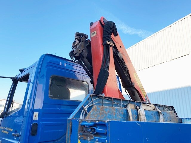 Mercedes-Benz Axor 1828 L 4x2 Axor 1828 L 4x2 mit Kran Palfinger PK 9501, Funk - شاحنة كرين, شاحنات مسطحة: صورة 2 Mercedes-Benz Axor 1828 L 4x2 Axor 1828 L 4x2 mit Kran Palfinger PK 9501, Funk - شاحنة كرين, شاحنات مسطحة: صورة 2