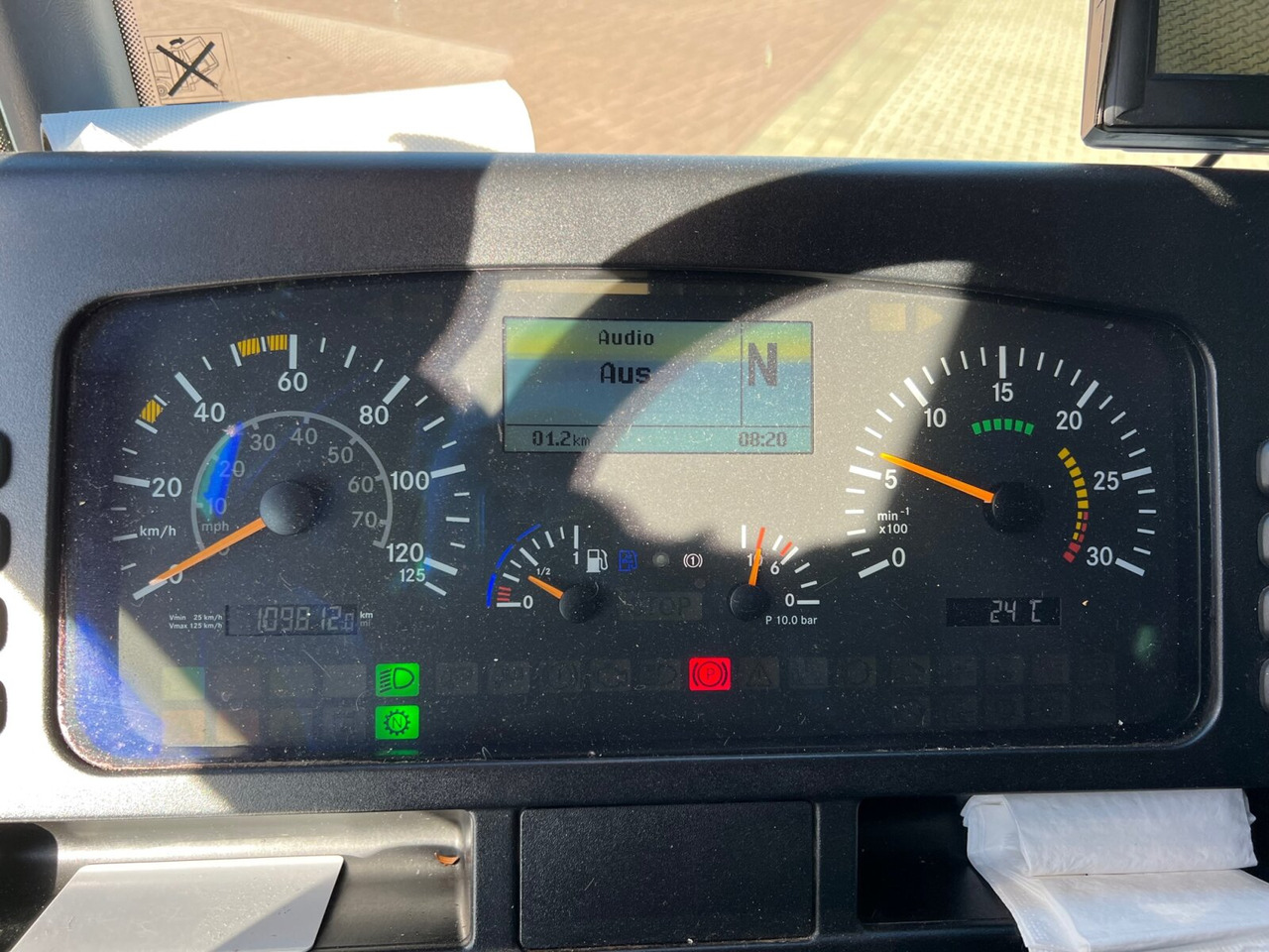 Mercedes-Benz Econic 2629 L/NLA 6x2/4 Econic 2629 L/NLA 6x2/4, EEV, Lenkachse, FAUN Rotopress 519L, Zöller-Schüttung - شاحنة قمامة: صورة 2 Mercedes-Benz Econic 2629 L/NLA 6x2/4 Econic 2629 L/NLA 6x2/4, EEV, Lenkachse, FAUN Rotopress 519L, Zöller-Schüttung - شاحنة قمامة: صورة 2