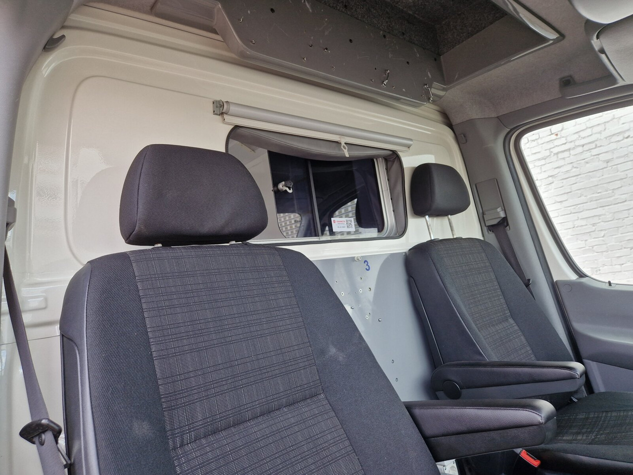 Mercedes-Benz Sprinter 516 CDI 4x2 Sprinter 516 CDI 4x2, Rettungswagen - سيارة إسعاف: صورة 5 Mercedes-Benz Sprinter 516 CDI 4x2 Sprinter 516 CDI 4x2, Rettungswagen - سيارة إسعاف: صورة 5