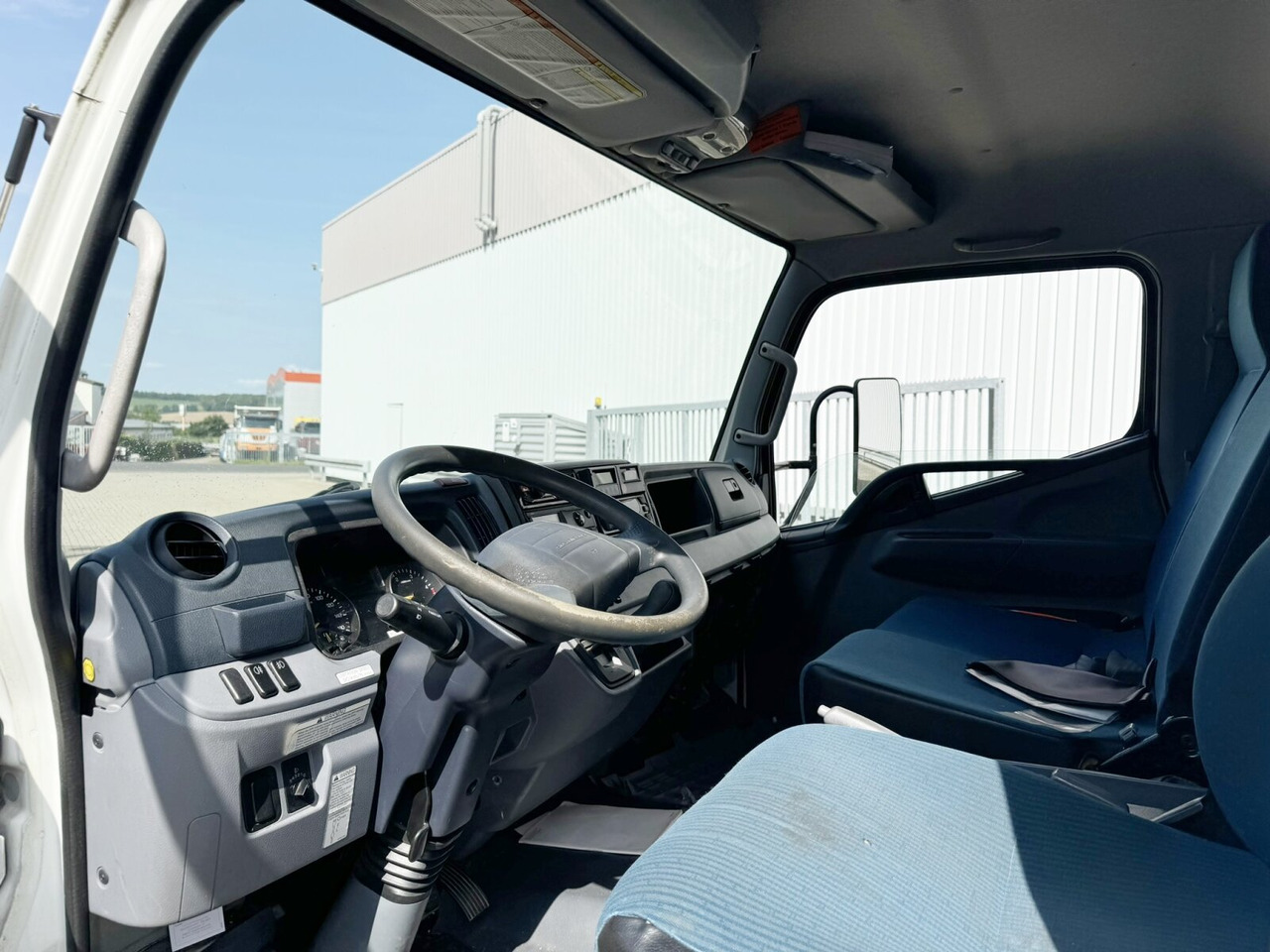 Mitsubishi Canter Fuso 7C15 4x2 Canter Fuso 7C15 4x2, Kühler, LBW - شاحنة: صورة 5 Mitsubishi Canter Fuso 7C15 4x2 Canter Fuso 7C15 4x2, Kühler, LBW - شاحنة: صورة 5