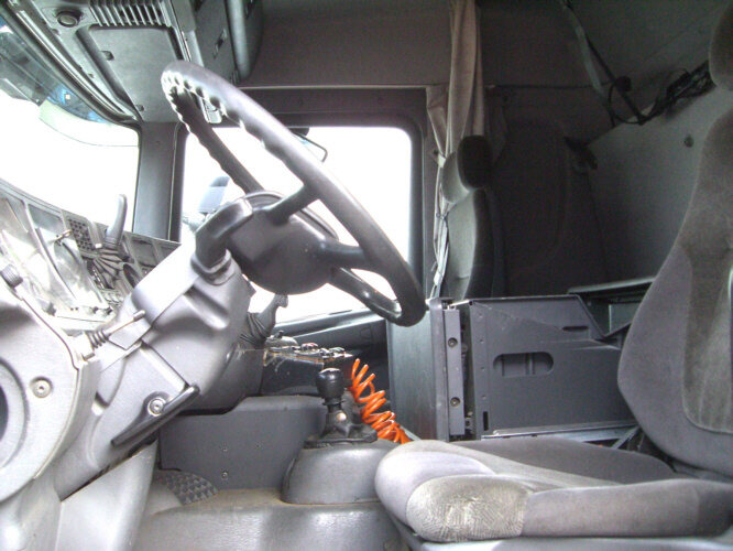 Scania 144G 530 6x4 144G 530 6x4 - مقطورة السحب: صورة 3 Scania 144G 530 6x4 144G 530 6x4 - مقطورة السحب: صورة 3