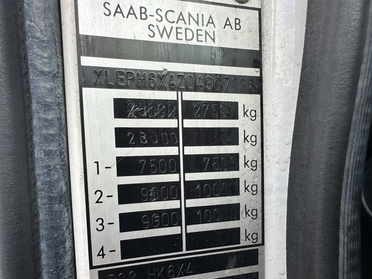 Scania P93 HK 250 6x4L P93 HK 250 6x4L, Abrollkipper - شاحنة برافعة خطافية: صورة 3 Scania P93 HK 250 6x4L P93 HK 250 6x4L, Abrollkipper - شاحنة برافعة خطافية: صورة 3