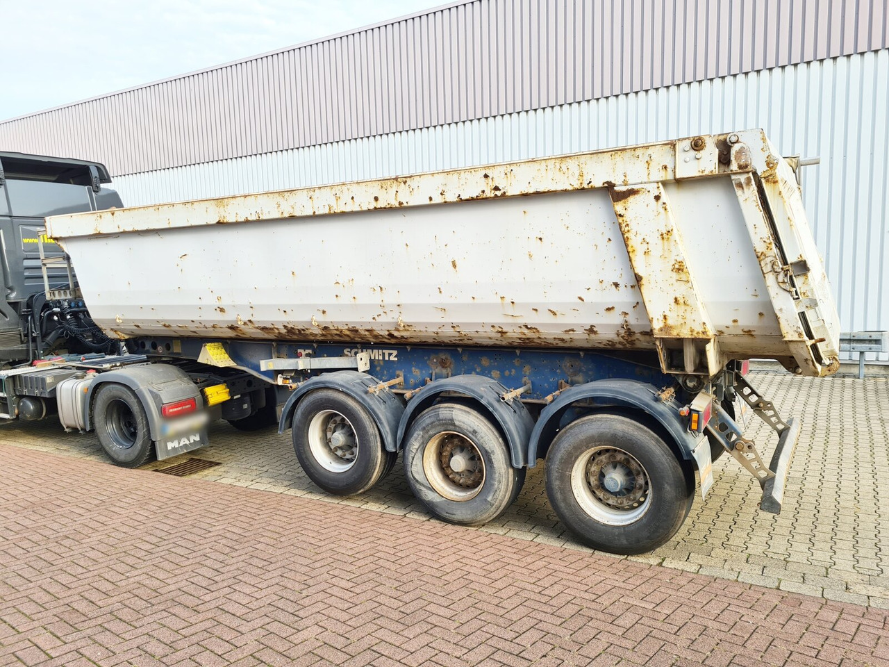 Schmitz Cargobull SKI 24 SL 7.2 SKI 24 SL 7.2, Stahlmulde ca. 24m³, Liftachse - نصف مقطورة قلابة: صورة 4 Schmitz Cargobull SKI 24 SL 7.2 SKI 24 SL 7.2, Stahlmulde ca. 24m³, Liftachse - نصف مقطورة قلابة: صورة 4
