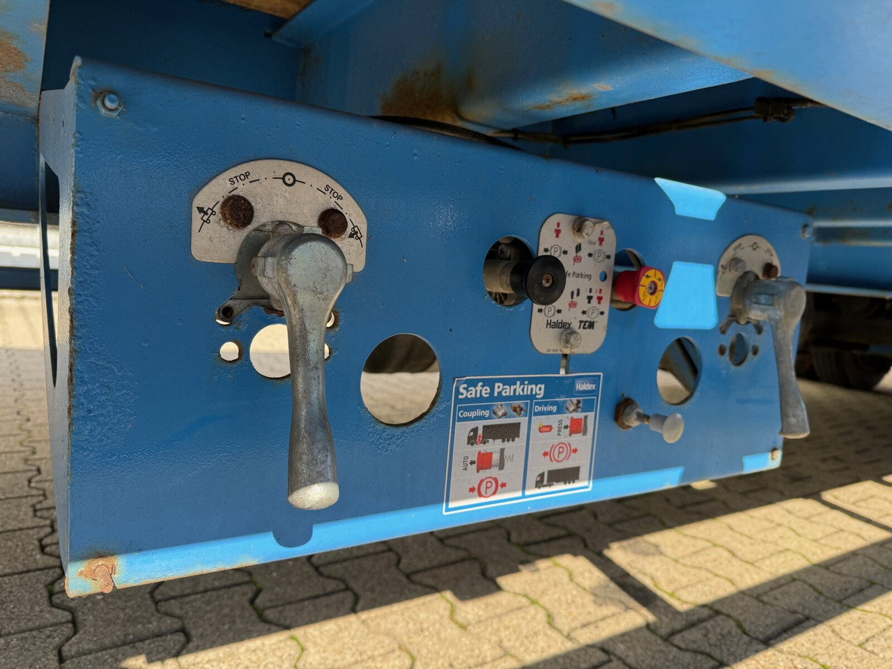 Scorpion 3-Achs Tiefladeanhänger Scorpion 3-Achs Tiefladeanhänger, Liftachse, pneumatische Auffahrrampen - مقطورة بلودر منخفض: صورة 3 Scorpion 3-Achs Tiefladeanhänger Scorpion 3-Achs Tiefladeanhänger, Liftachse, pneumatische Auffahrrampen - مقطورة بلودر منخفض: صورة 3