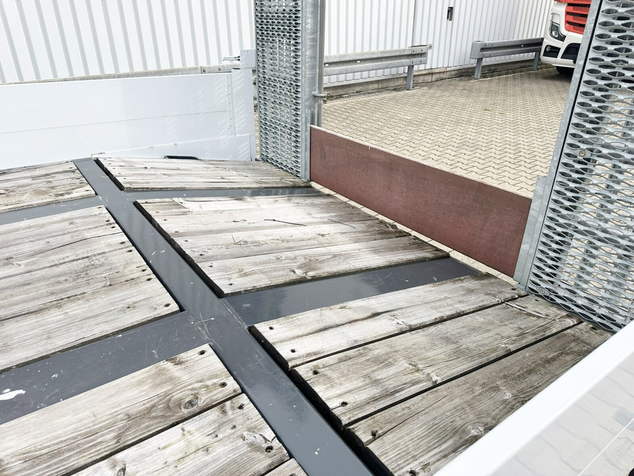 TAT-B 180 TAT-B 180, Neuwertig! - مقطورة بلودر منخفض: صورة 4 TAT-B 180 TAT-B 180, Neuwertig! - مقطورة بلودر منخفض: صورة 4