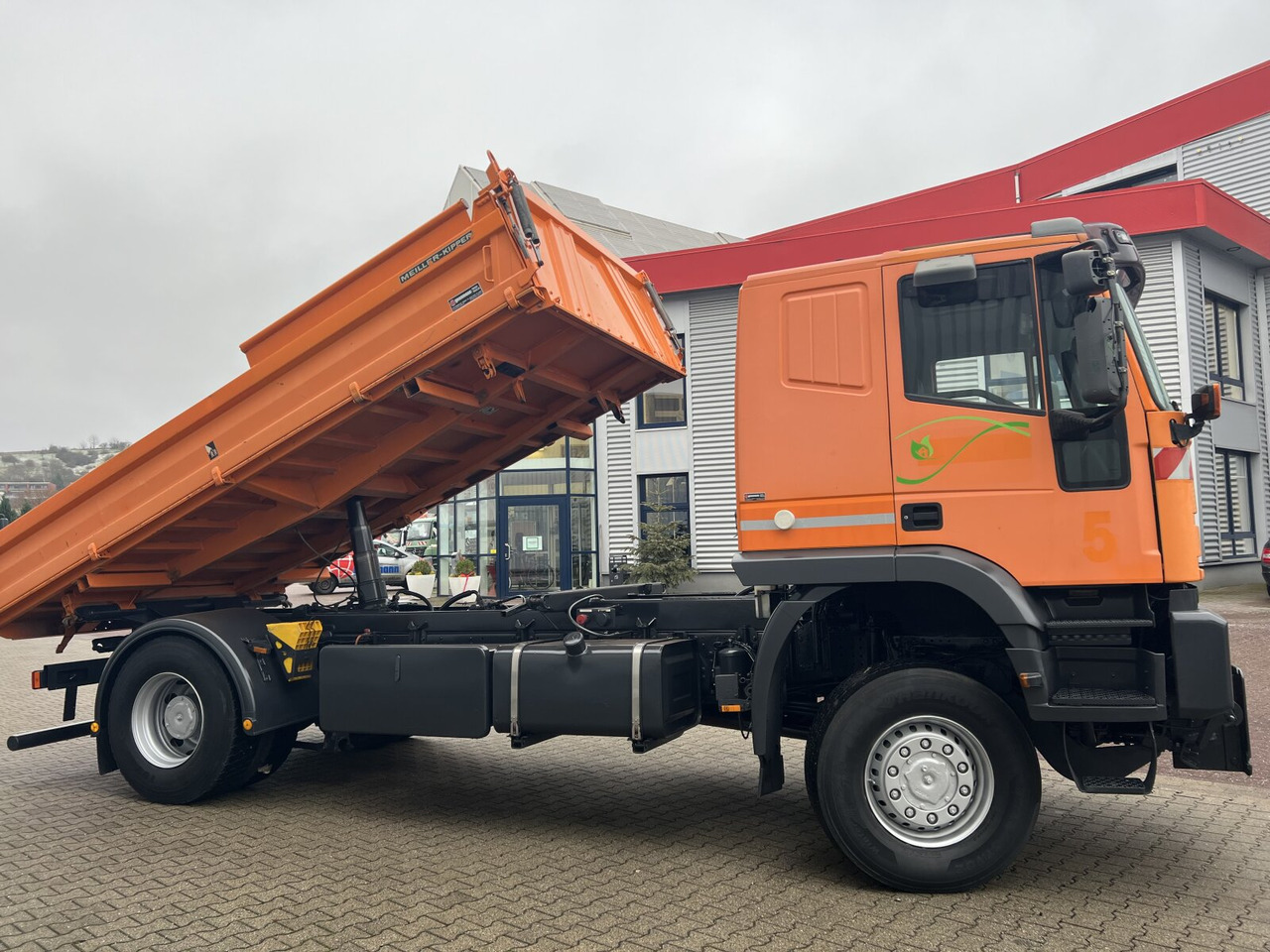 شاحنة قلاب Trakker 190E350 4x4 Trakker 190E350 4x4, Meiller-Kipper, Winterdienstausstattung: صورة 10