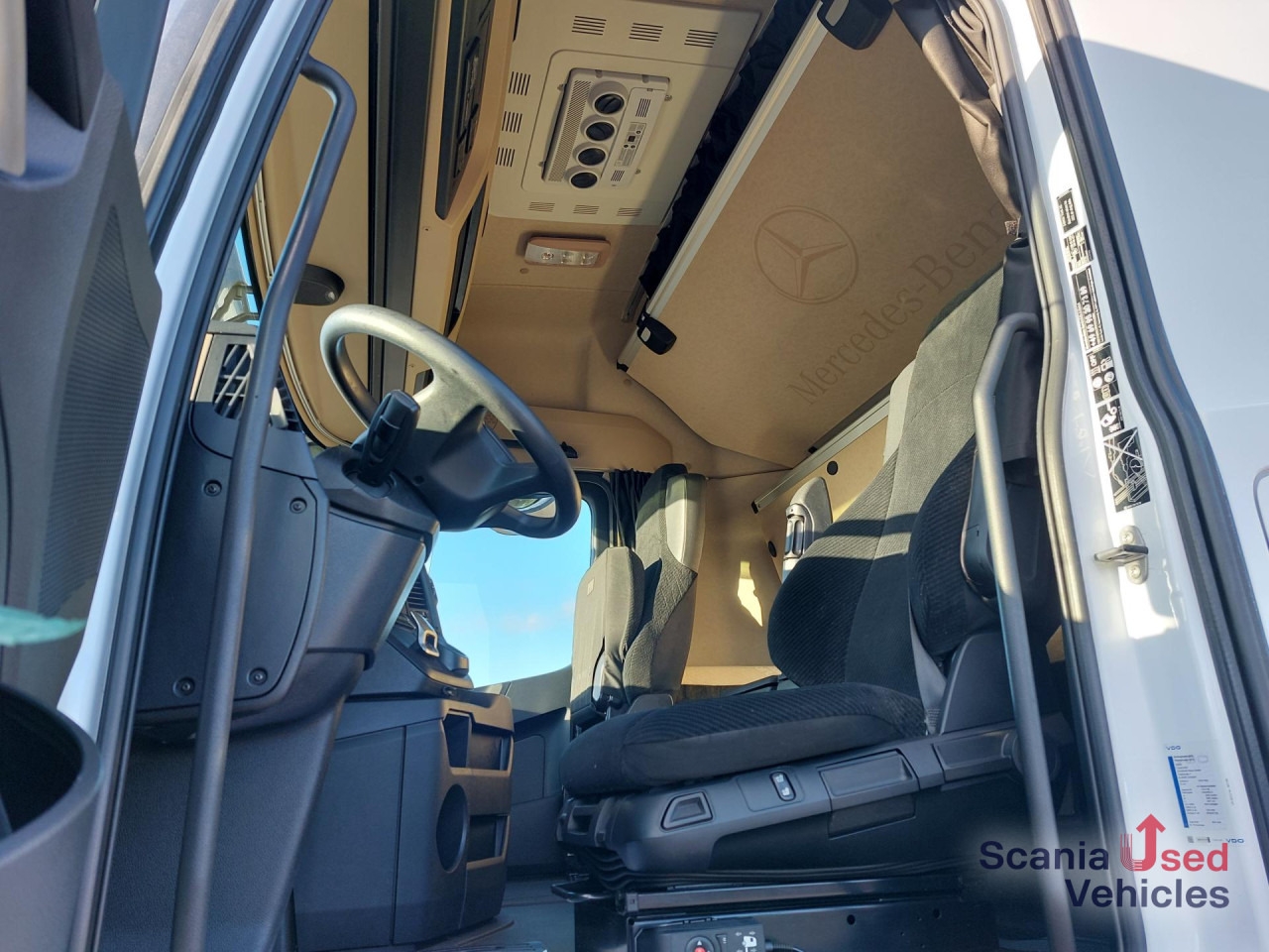 MERCEDES-BENZ 1845L Plane/Edscha NUR KOMPLETT m. ANH.!!! - شاحنة ذات ستائر جانبية: صورة 4 MERCEDES-BENZ 1845L Plane/Edscha NUR KOMPLETT m. ANH.!!! - شاحنة ذات ستائر جانبية: صورة 4