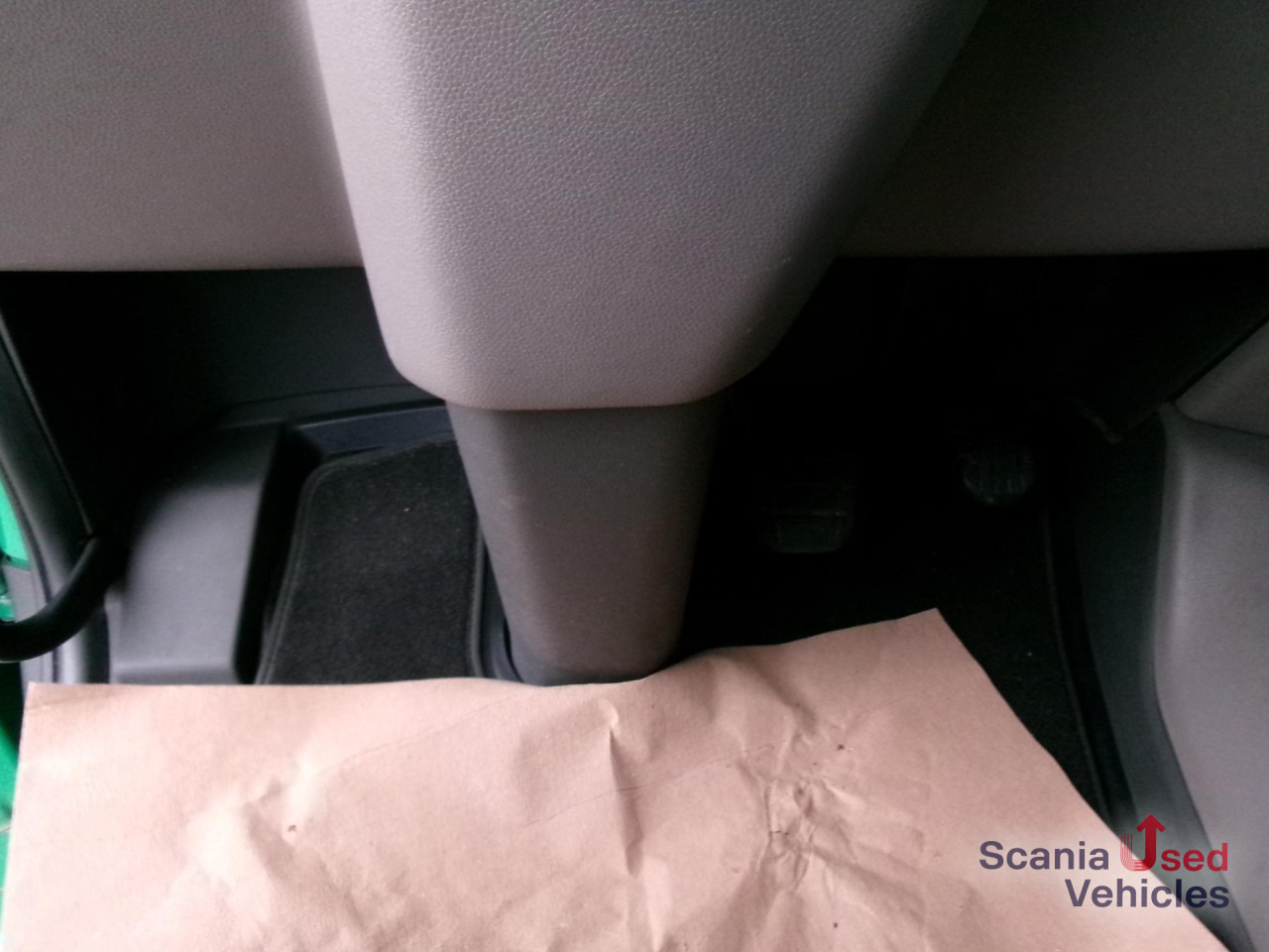 SCANIA R 450 A4x2EB 2 Tanks Standklima TOP!!! - رأس تريلا: صورة 4 SCANIA R 450 A4x2EB 2 Tanks Standklima TOP!!! - رأس تريلا: صورة 4