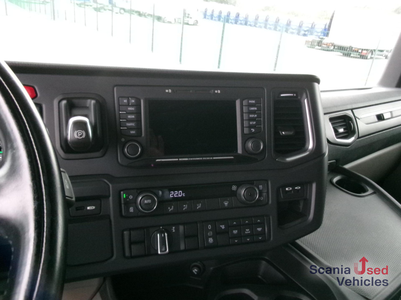 SCANIA R 450 A4x2EB 2 Tanks Standklima TOP!!! - رأس تريلا: صورة 3 SCANIA R 450 A4x2EB 2 Tanks Standklima TOP!!! - رأس تريلا: صورة 3