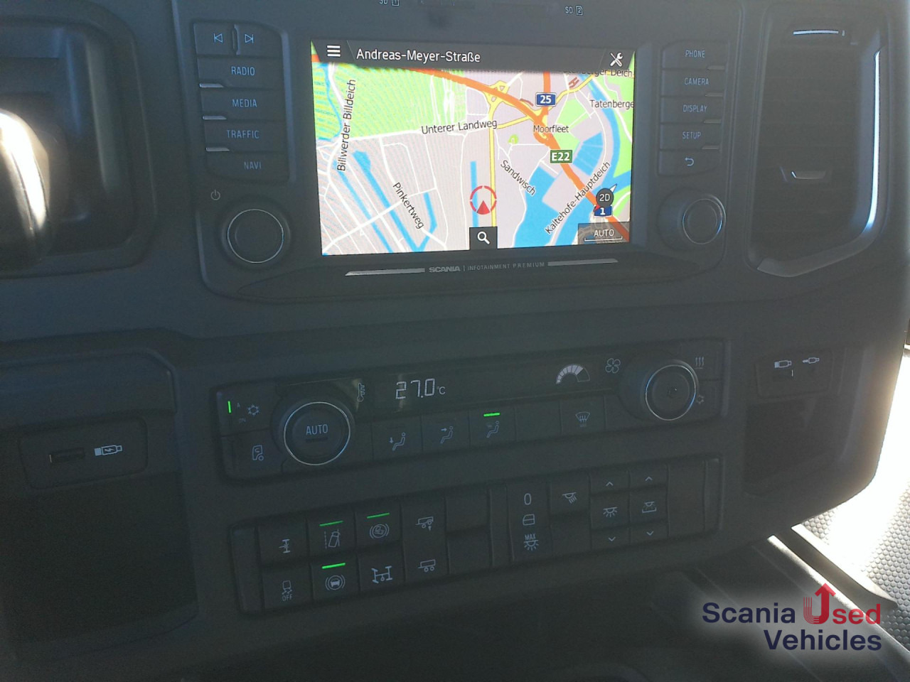 SCANIA R 460 A4x2NA SUPER NAVI DAB - رأس تريلا: صورة 2 SCANIA R 460 A4x2NA SUPER NAVI DAB - رأس تريلا: صورة 2