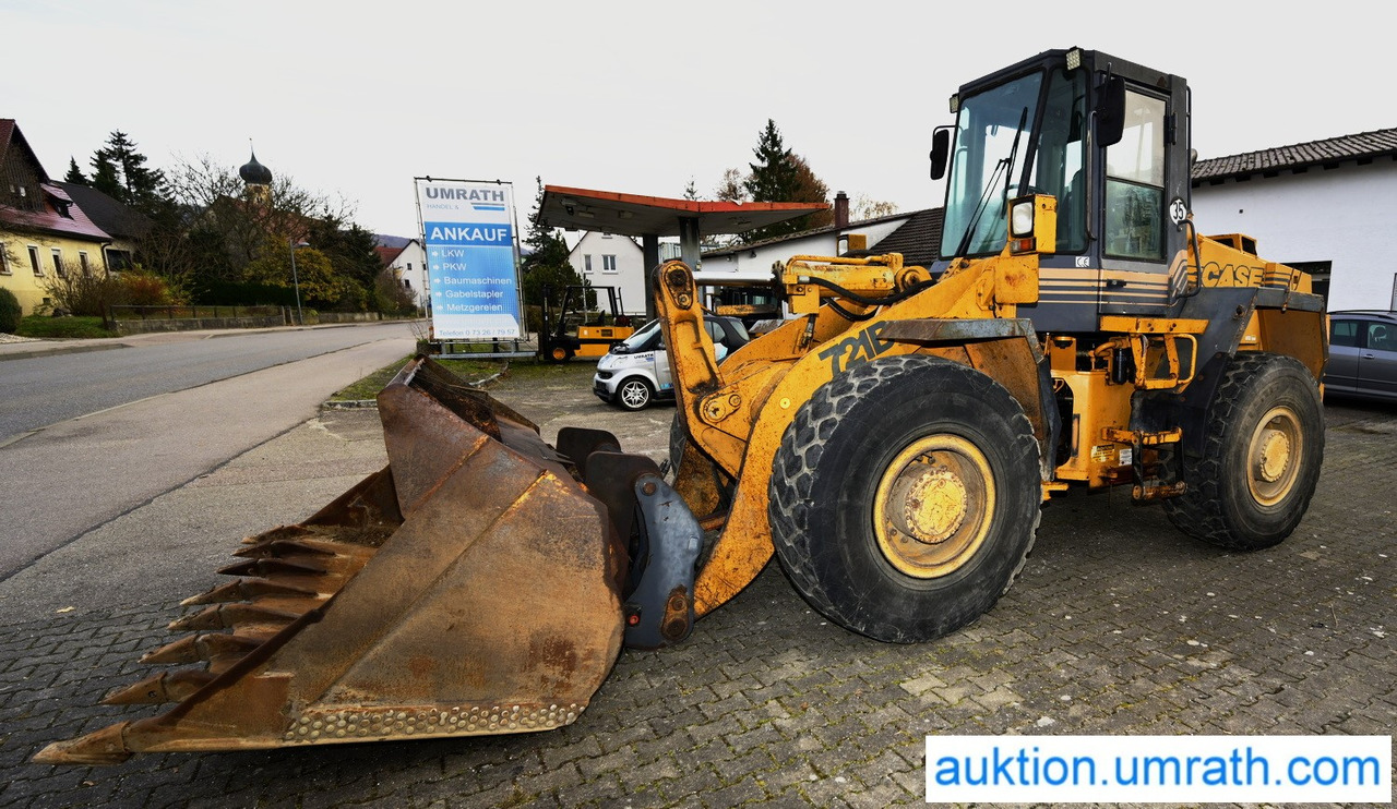 CASE 721 B - اللودر بعجل: صورة 1 CASE 721 B - اللودر بعجل: صورة 1