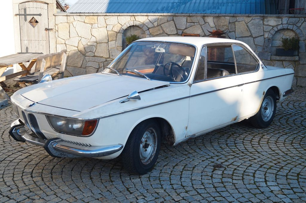 BMW 2000 CS - سيارة: صورة 2 BMW 2000 CS - سيارة: صورة 2