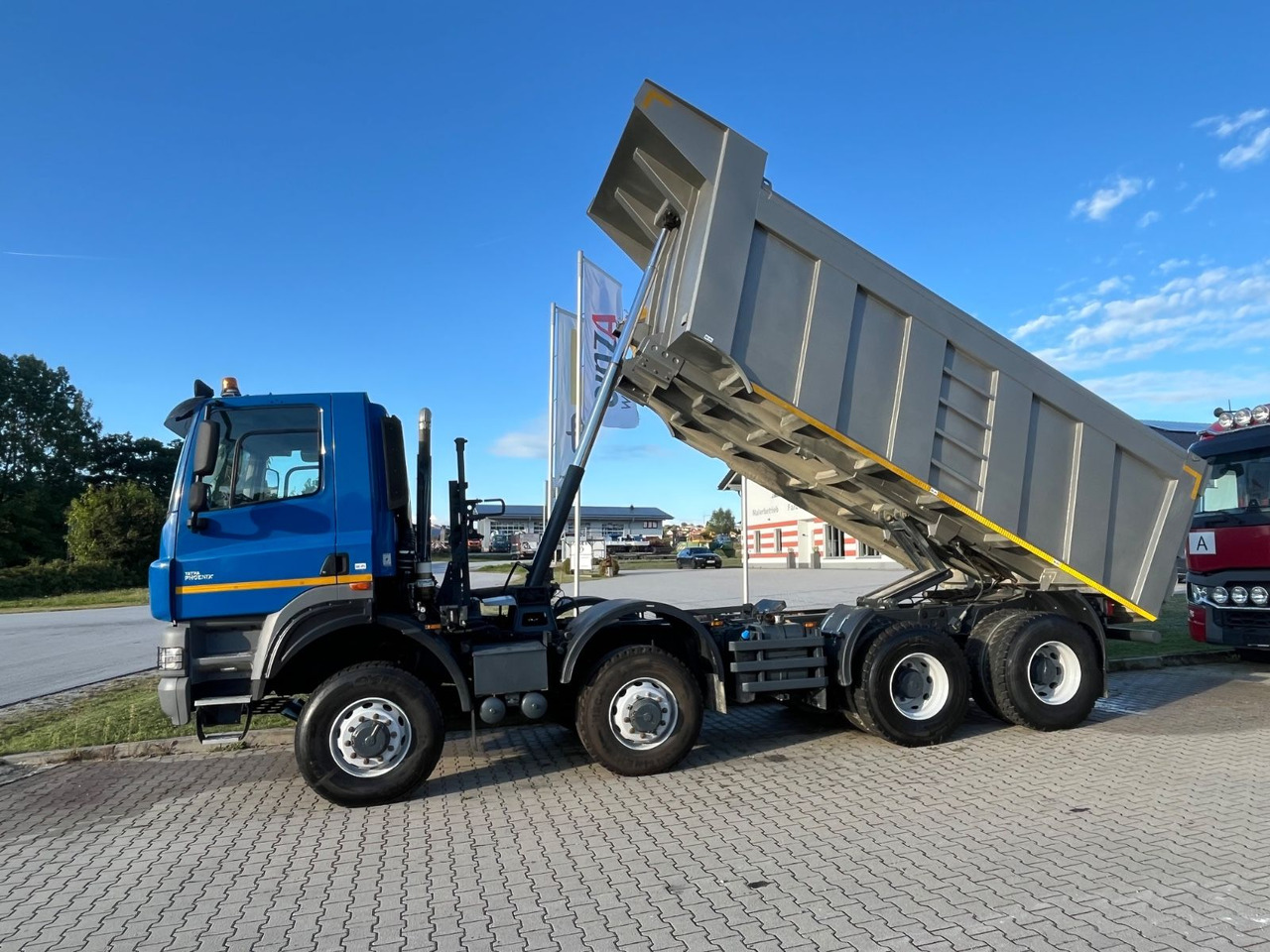 Tatra Phoenix 460T 158 8x8 20m³ Kippmulde - شاحنة قلاب: صورة 3 Tatra Phoenix 460T 158 8x8 20m³ Kippmulde - شاحنة قلاب: صورة 3