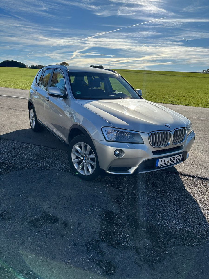 BMW X3 Baureihe X3 xDrive 30 d - سيارة دفع رباعي: صورة 3 BMW X3 Baureihe X3 xDrive 30 d - سيارة دفع رباعي: صورة 3