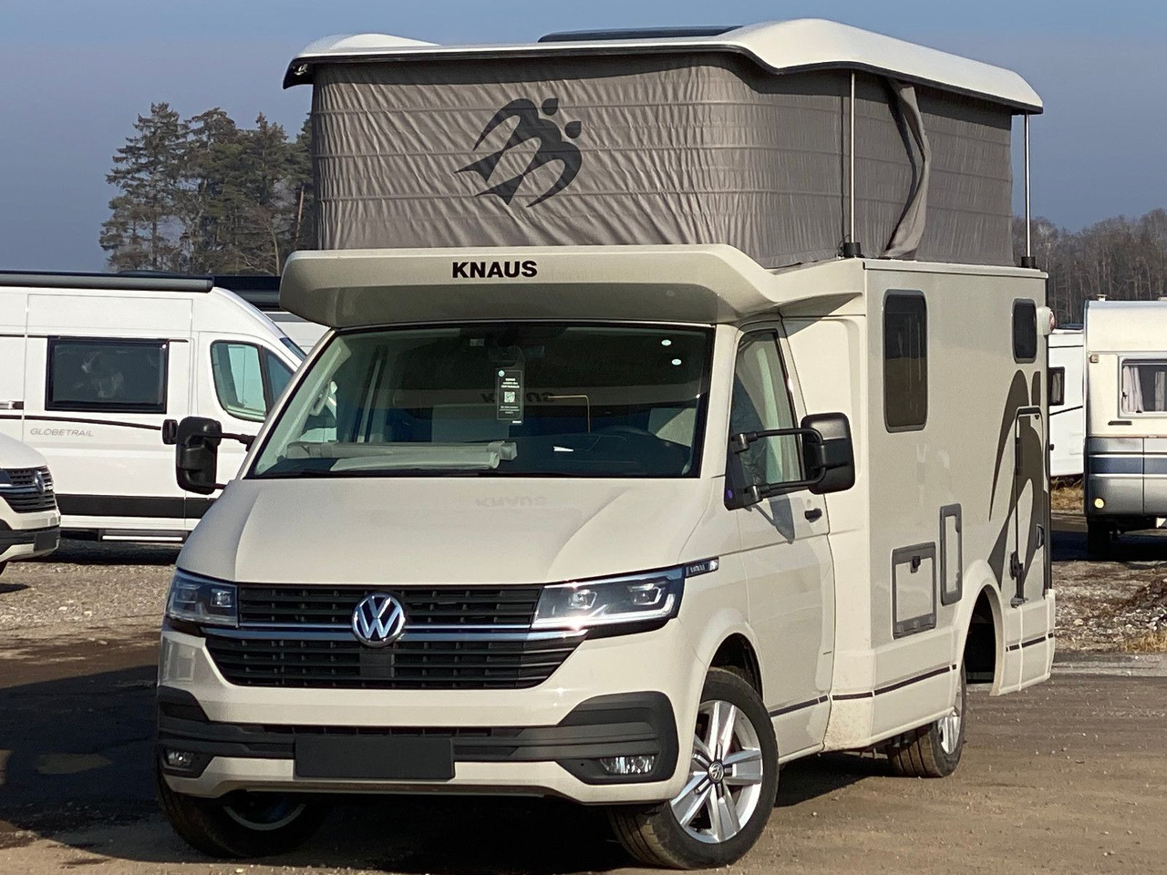 Knaus Tourer CUV 500 MQ CUVISION ohne Slide Bett,AHK - موتر هوم شبه متكامل: صورة 3 Knaus Tourer CUV 500 MQ CUVISION ohne Slide Bett,AHK - موتر هوم شبه متكامل: صورة 3