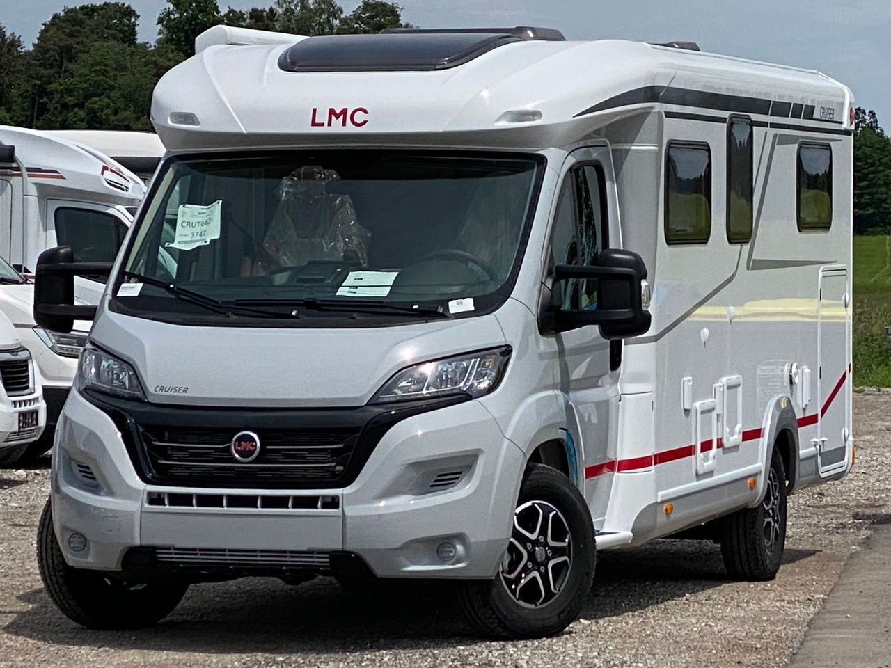 LMC T 662 Grey Selection, Markise,Navi, - موتر هوم شبه متكامل: صورة 3 LMC T 662 Grey Selection, Markise,Navi, - موتر هوم شبه متكامل: صورة 3