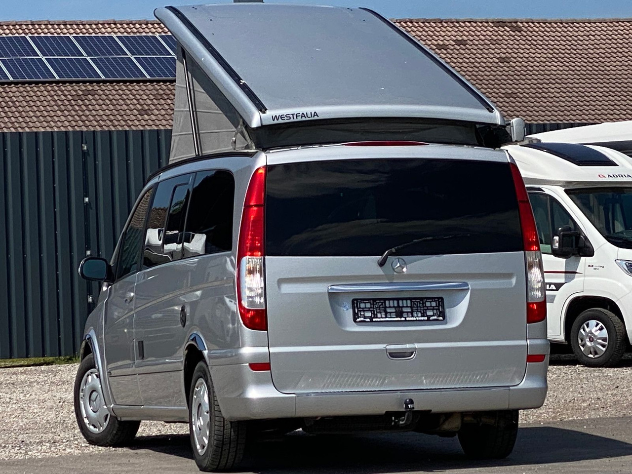 Mercedes-Benz Viano Marco Polo 2.2 CDI - ميكروباص: صورة 5 Mercedes-Benz Viano Marco Polo 2.2 CDI - ميكروباص: صورة 5
