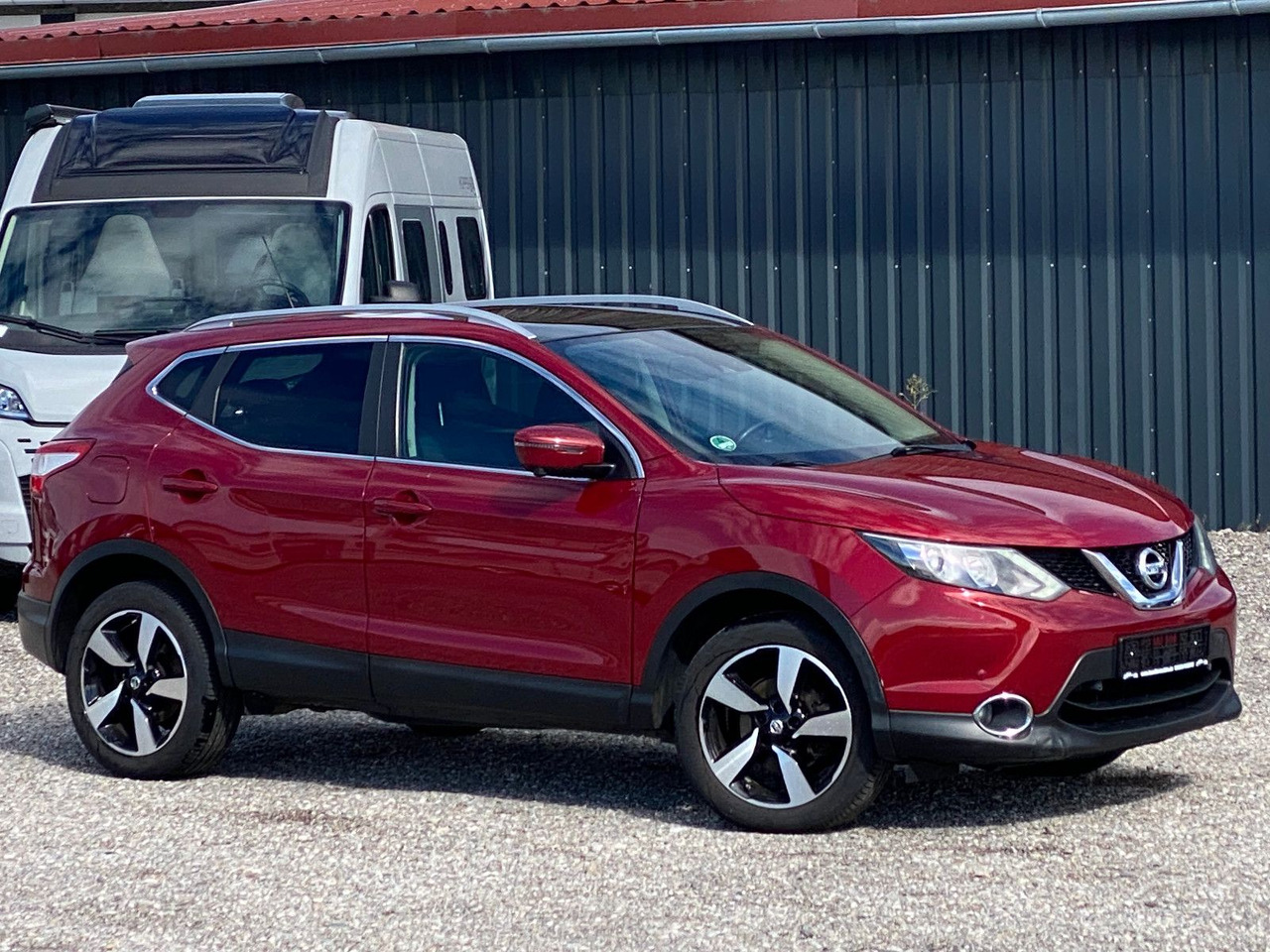 Nissan Qashqai 360° 4x4 - سيارة دفع رباعي: صورة 4 Nissan Qashqai 360° 4x4 - سيارة دفع رباعي: صورة 4