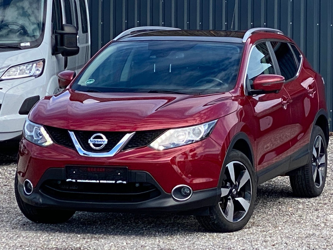 Nissan Qashqai 360° 4x4 - سيارة دفع رباعي: صورة 1 Nissan Qashqai 360° 4x4 - سيارة دفع رباعي: صورة 1