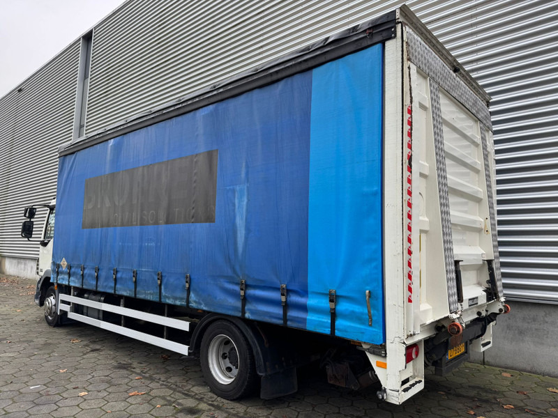 DAF LF55.220 / Machine Transport / Tail Lift / NL Truck - شاحنة ذات ستائر جانبية: صورة 4 DAF LF55.220 / Machine Transport / Tail Lift / NL Truck - شاحنة ذات ستائر جانبية: صورة 4