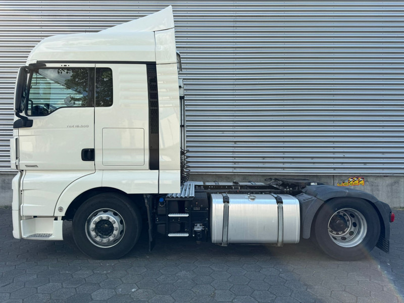 MAN TGX 18.500 XLX / Intarder / Roof Klima / 2 Tanks - مقطورة السحب: صورة 5 MAN TGX 18.500 XLX / Intarder / Roof Klima / 2 Tanks - مقطورة السحب: صورة 5