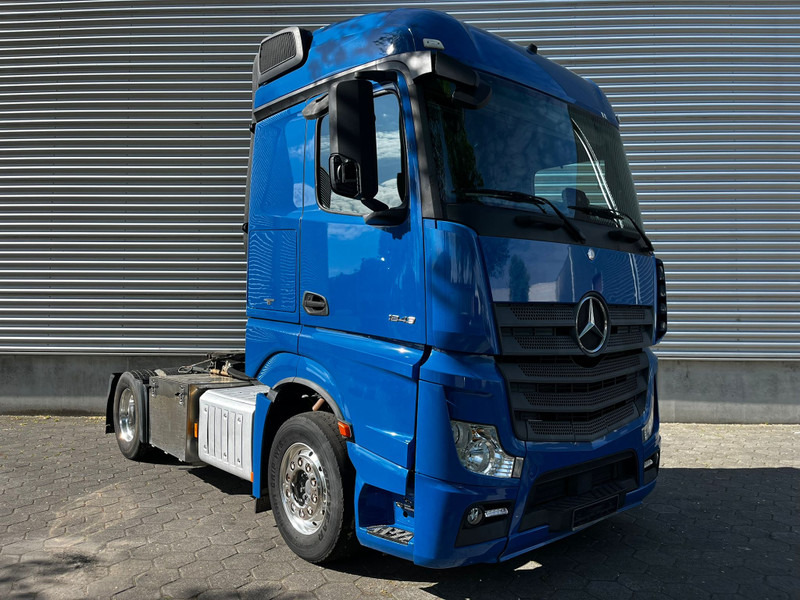 Mercedes-Benz Actros 1843 / Retarder / Hydarulic / ADR - مقطورة السحب: صورة 2 Mercedes-Benz Actros 1843 / Retarder / Hydarulic / ADR - مقطورة السحب: صورة 2