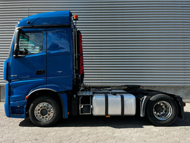 Mercedes-Benz Actros 1843 / Retarder / Hydarulic / ADR - مقطورة السحب: صورة 5 Mercedes-Benz Actros 1843 / Retarder / Hydarulic / ADR - مقطورة السحب: صورة 5
