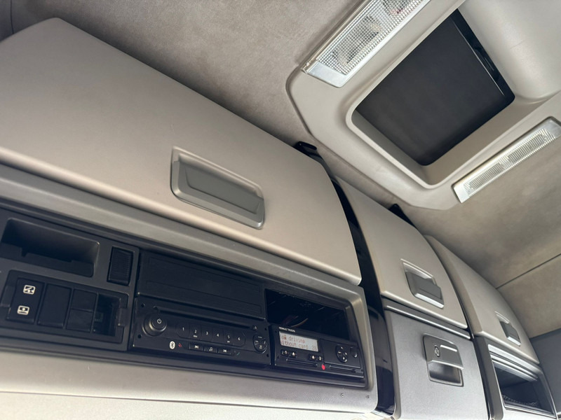 رأس تريلا Renault T 460 / Refrigarator / Euro 6 / 2 Beds: صورة 17