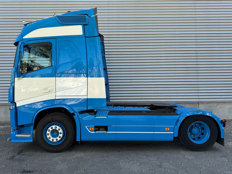Volvo FH 460 / I-Shift / 2 Tanks / Tuv: 2-2026 / NL Truck - رأس تريلا: صورة 5 Volvo FH 460 / I-Shift / 2 Tanks / Tuv: 2-2026 / NL Truck - رأس تريلا: صورة 5