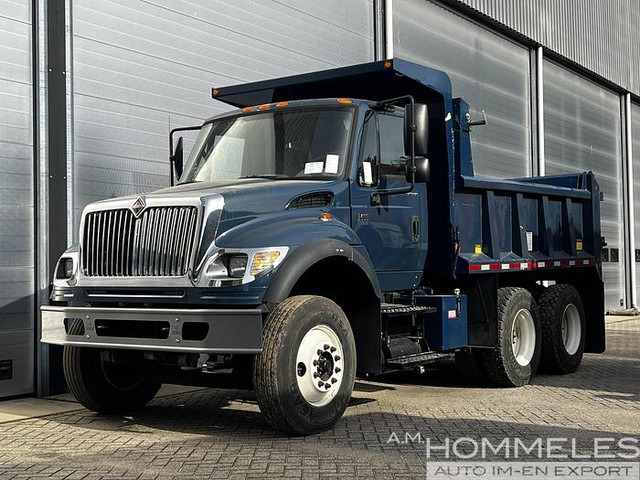 International Workstar 7600 6x4 - شاحنة قلاب: صورة 1 International Workstar 7600 6x4 - شاحنة قلاب: صورة 1