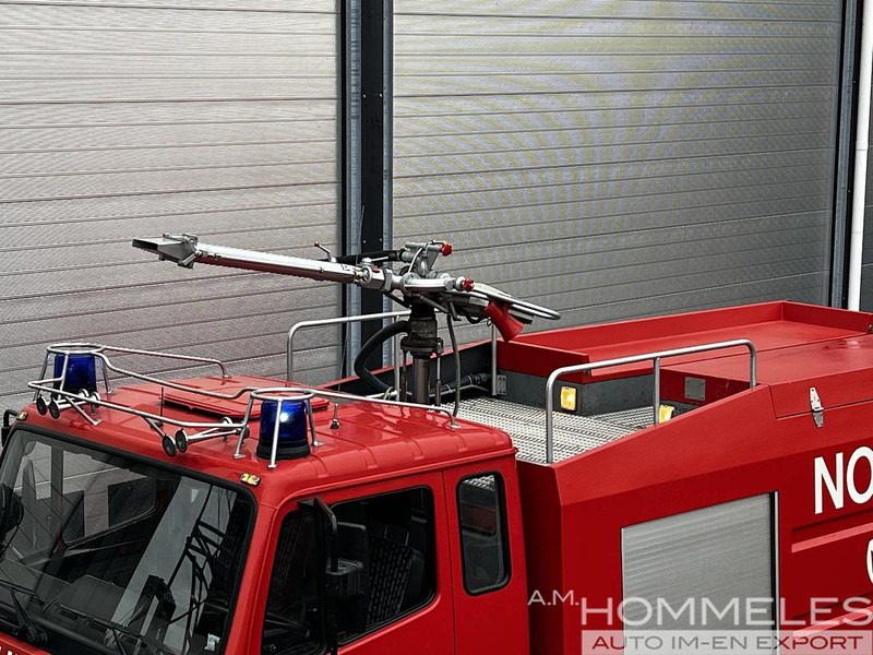 Mercedes-Benz 1831 AK 4x4 - شاحنة حريق: صورة 4 Mercedes-Benz 1831 AK 4x4 - شاحنة حريق: صورة 4