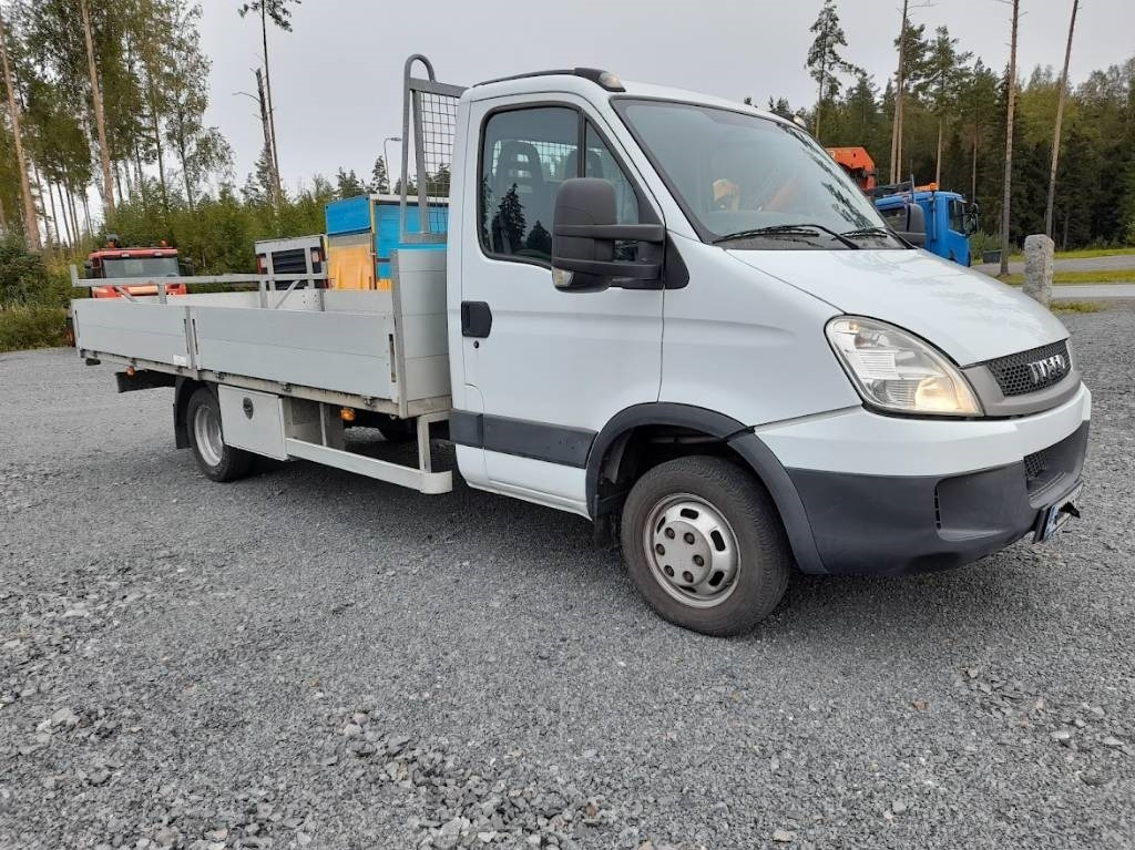 Iveco Daily 40 C18 automat - شاحنة توصيل مفتوحة: صورة 3 Iveco Daily 40 C18 automat - شاحنة توصيل مفتوحة: صورة 3