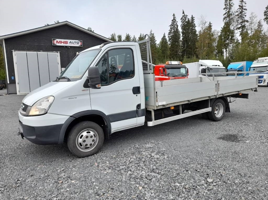 Iveco Daily 40 C18 automat  - شاحنة توصيل مفتوحة: صورة 1 Iveco Daily 40 C18 automat  - شاحنة توصيل مفتوحة: صورة 1